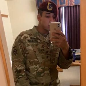 Meet your Posher, Diego